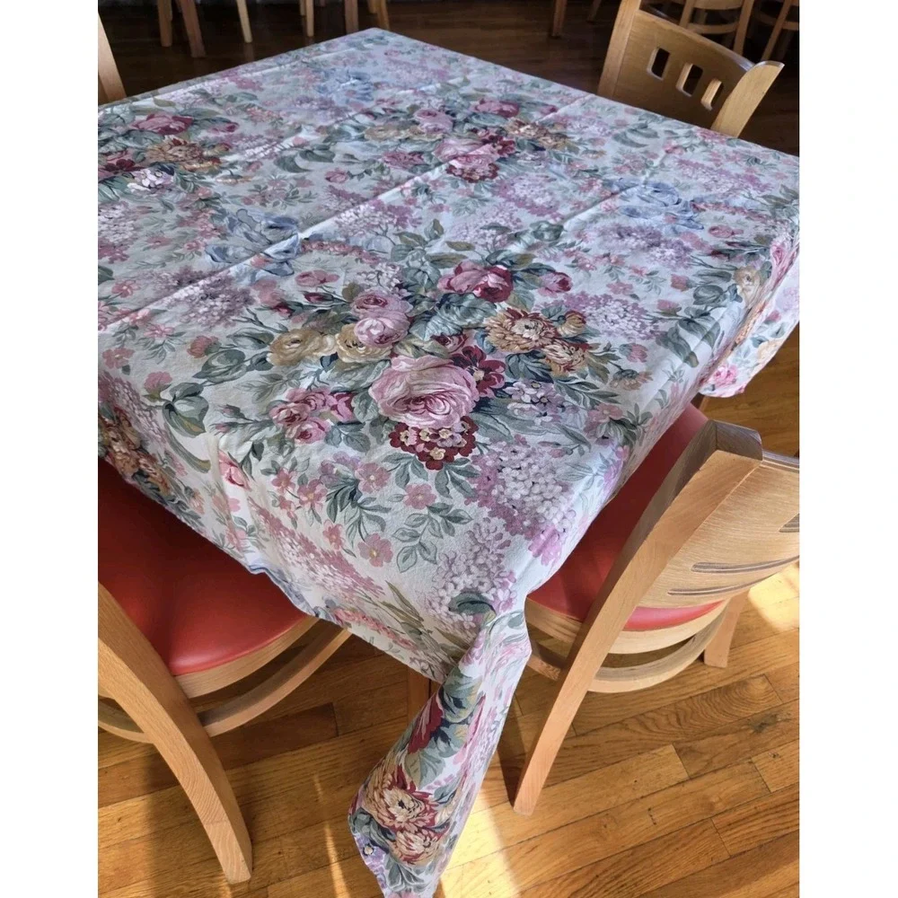English County Tablecloth 48x67 Floral Cluster Cotton Cottage